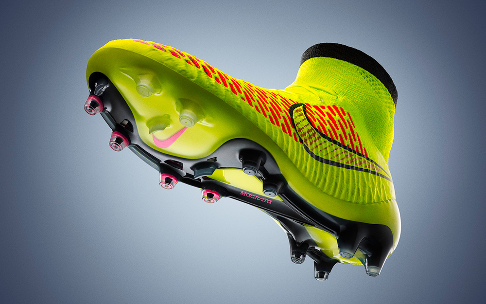 Nike Magista