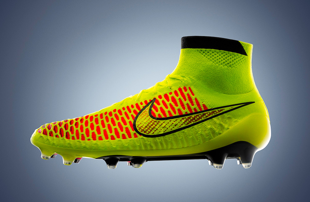 Nike Magista