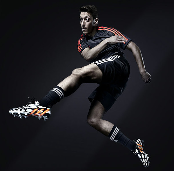 Adidas Predator Instinct 2014 World Cup Boot (Ozil)