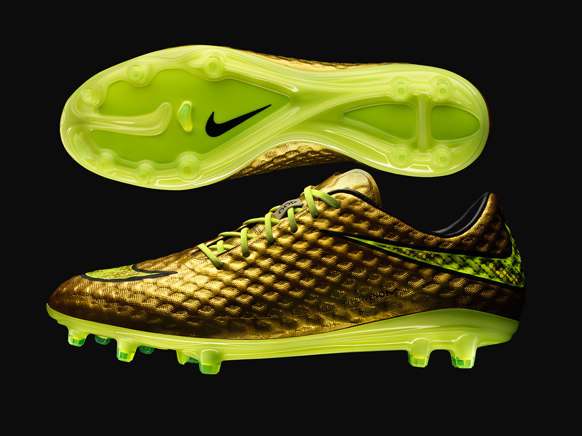 Guld Nike Hypervenom