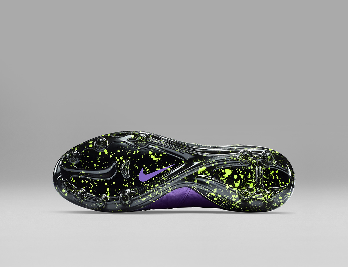 nike-hypervenom-phantom-II-electro-flare-04-fodboldfreak