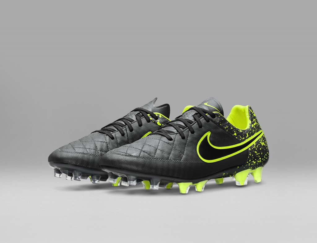 Nike Tiempo Legend V Electro Flare