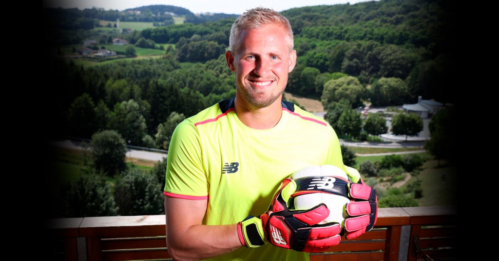 Kasper Schmeichel sponsoreres af New Balance