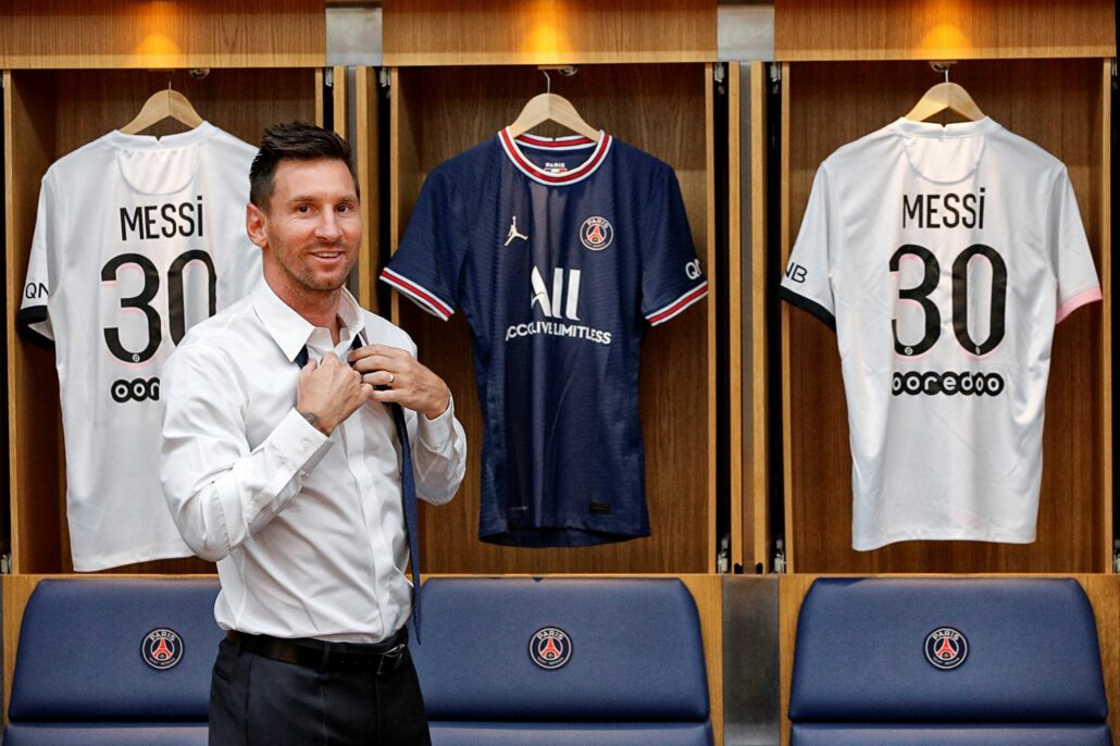 lionel-messi-paris-saint-germain-fodboldtroeje-00