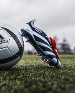 Adidas Predator Roteiro